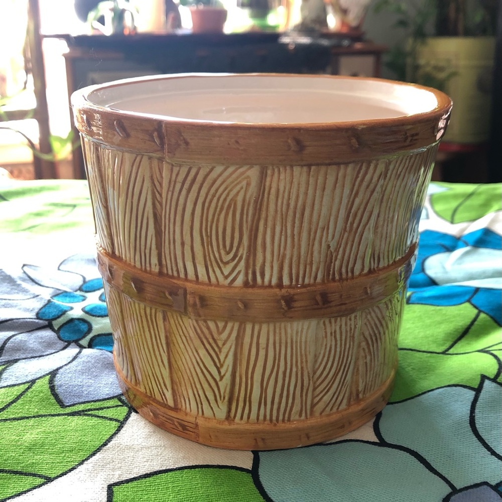 Vintage Monte Verde Hand Painted Plant Pot 1982 made in Taiwan